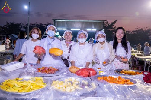 ภาพ No.117377:พิธีถวายภัตตาหารเป็นสังฆทาน แด่คณะพระธรรมยาตรา วันที่ 23 มกราคม พ.ศ. 2567 ณ อนุสรณ์สถานบางปลา อ.บางเลน จ.นครปฐม