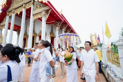 ภาพ No.93123:พิธีทอดกฐินสามัคคีทั่วไทย 5,000 วัด ณ วัดเกาะแก้วนครสวรรค์ จ.ชลบุรี วันที่ 11 พฤศจิกายน พ.ศ. 2566