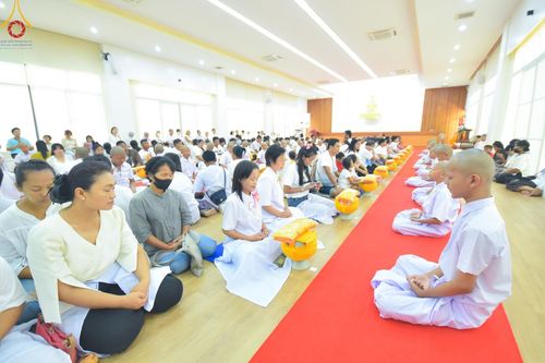 ภาพ No.133319:พิธีบรรพชาสามเณร ในโครงการบรรพชาสามเณร ฟื้นฟูพระพุทธศาสนาทั่วไทย ณ ศูนย์ปฏิบัติธรรมจันทบุรี วันพุธที่ 3 เมษายน พ.ศ. 2567