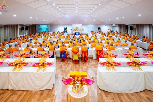 ภาพ No.89692:การประชุมประธานส่งเสริมศีลธรรมจังหวัด และเจ้าอาวาสวัดสาขาทั่วประเทศ โครงการกฐินสามัคคีทั่วไทย 5,000 วัด พุทธศักราช 2566 วันเสาร์ที่ 30 กันยายน พ.ศ 2566 ณ ห้องพุทธางกูร สถาบันพัฒนาเยาวชนโลก