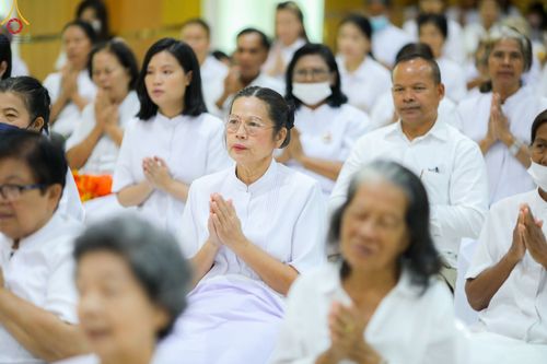 ภาพ No.89726:พิธีวางแผ่นจารึกชื่อ เพื่อนำไปประดิษฐานไว้ในฐานองค์พระประธาน เนื่องในโอกาสครบรอบ 10 ปี ศูนย์ปฏิบัติธรรมนครราชสีมา วันอาทิตย์ที่ 24 กันยายน พ.ศ. 2566