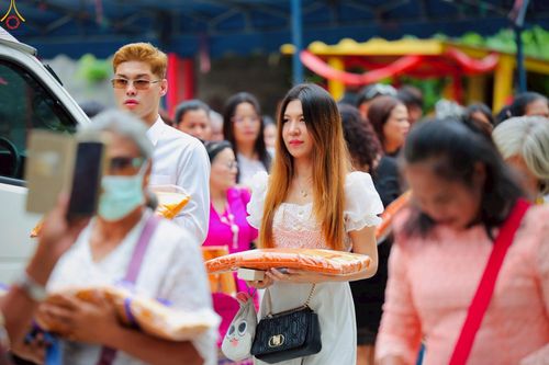 ภาพ No.270282:วันที่ 28 ตุลาคม พ.ศ. 2568 พิธีทอดกฐินสามัคคีทั่วไทย ณ สำนักสงฆ์เทพพิทักษ์ผล ต.แสนสุข อ.เมืองชลบุรี จ.ชลบุรี โดยคณะศิษยานุศิษย์ บูชาธรรม 81 ปี หลวงพ่อธัมมชโย