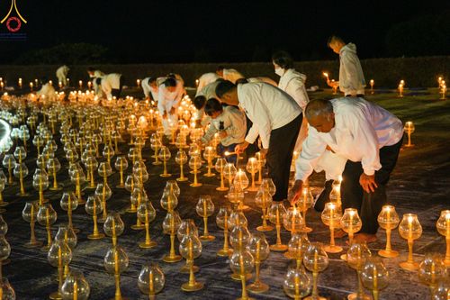พิธีจุดโคมมาฆประทีป เพื่อถวายเป็นพุทธบูชา ณ เจดีย์สวรรค์ วัดบ้านขุน  อำเภอฮอด จังหวัดเชียงใหม่ วันเสาร์ที่ ๒๔ กุมภาพันธ์ พ.ศ. ๒๕๖๗