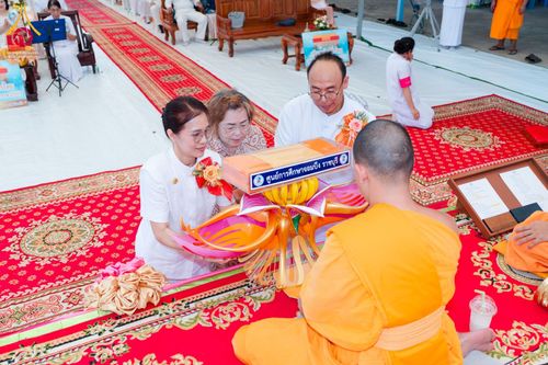 ภาพ No.183407:พิธีทอดกฐินแสงสว่าง ณ ศูนย์การศึกษาจอมบึง ต.รางบัว อ.จอมบึง จ.ราชบุรี ในโครงการทอดกฐินสามัคคีทั่วไทย 30,000 วัด บูชาธรรม 80 ปี หลวงพ่อธัมมชโย โดยคณะศิษยานุศิษย์วัดพระธรรมกาย วันที่ 23 ตุลาคม พ.ศ. 2567