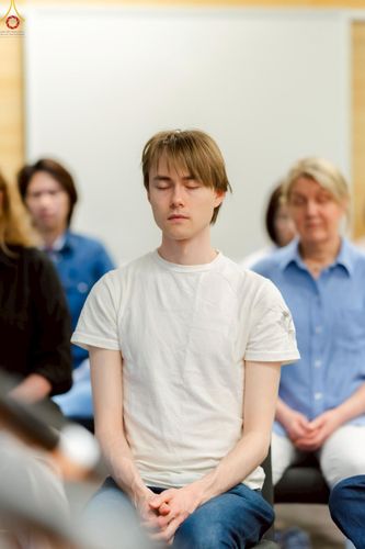 ภาพ No.229325:วันที่ 15 มิถุนายน พ.ศ. 2568 Meditation wisdom talks 2025 โดย พระอาจารย์ไมเคิล วีรธมฺโม และ พระอาจารย์นิค สนฺตจิตฺโต โดยมีผู้เข้าร่วมโครงการ เป็นชาวสวีเดนและชาวยุโรป จำนวน 30 ท่าน  ณ โรงแรม Radissonblu waterfront กรุงสตอกโฮล์ม ประเทศสวีเดน