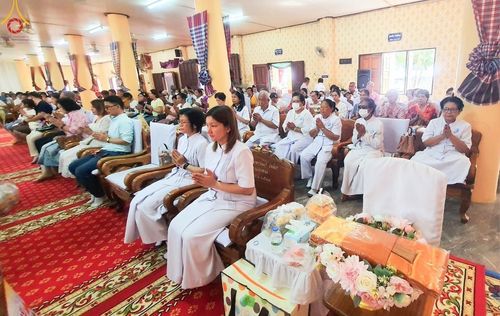 ภาพ No.164045:โครงการกฐินสามัคคีทั่วไทย 30,000 วัด บูชาธรรม 80 ปี หลวงพ่อธัมมชโย โดย คณะศิษยานุศิษย์วัดพระธรรมกาย ณ วัดเสาธง จ.พระนครศรีอยุธยา วันที่ 20 ตุลาคม พ.ศ. 2567