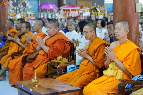 ภาพ No.271867:วันที่ 30 ตุลาคม พ.ศ. 2568 พิธีทอดกฐินสามัคคีทั่วไทย ณ วัดกาฬสินธุ์ ต.ประสงค์ อ.ท่าชนะ จ.สุราษฎร์ธานี โดยคณะศิษยานุศิษย์ บูชาธรรม 81 ปี หลวงพ่อธัมมชโย