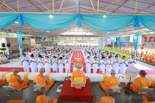 ภาพ No.91886:พิธีทอดกฐินสามัคคีทั่วไทย สร้างกำแพงแก้ว ดูแลสามเณรน้อยเตรียมบาลีนาคหลวงประโยค 9 ณ ศูนย์เบญจธรรม เขตดอนเมือง จ.กรุงเทพมหานคร วันศุกร์ที่ 3 พฤศจิกายน พ.ศ.2566