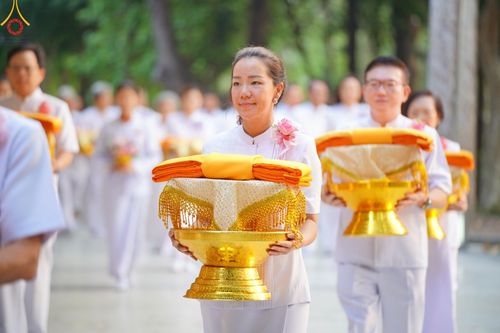 ภาพ No.136244:พิธีอุปสมบทสามเณรเตรียมสถาบันธรรมชัย รุ่นที่ 21 ณ โบสถ์พระไตรปิฏก วัดพระธรรมกาย วันเสาร์ที่ 4 พฤษภาคม พ.ศ.2567