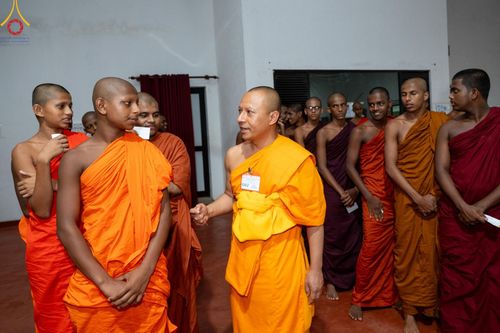 ภาพ No.139828:PhotoStory มหาศรัทธา ธรรมยาตราศรีลังกา EP.2 พิธีเปิดโครงการสยาม-ลังกา ธรรมยาตรา ฉลองเทศกาลวิสาขบูชาแห่งชาติ ศรีลังกา บูชาธรรม 80 ปีหลวงพ่อธัมมชโย เมื่อวันที่ 17 พฤษภาคม พ.ศ. 2567