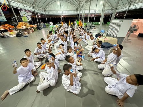 ภาพ No.133224:กิจวัตรกิจกรรมการฝึกตัวก่อนบวช และพิธีตัดปอยผมธรรมทายาท ณ ศูนย์ปฏิบัติธรรมและอบรมเยาวชนเมืองยะลา วันที่ 1-2 เมษายน พ.ศ. 2567