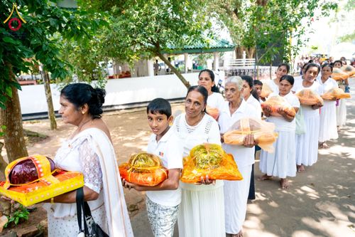 ภาพ No.175712:พิธีทอดผ้าป่าสมทบกฐิน ณ วัดกัลปิติยะ ปูรณะ เมืองมาตะเล ศรีลังกา โดยมูลนิธิธรรมกาย ในนามหลวงพ่อธัมมชโย วันที่ 6 พฤศจิกายน พ.ศ. 2567