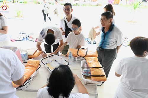 ภาพ No.148555:พิธีบุพเปตพลี, พิธีทอดผ้าป่า, พิธีไถ่ชีวิตโค 80 ตัว ให้ชีวิตสัตว์เป็นทาน ณ ศูนย์ปฎิบัติธรรมภาคใต้ อ.บางกล่ำ จ.สงขลา วันเสาร์ที่ 10 สิงหาคม พ.ศ. 2567