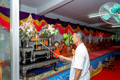 ภาพ No.92509:พิธีทอดกฐินสามัคคีทั่วไทย ณ วัดโบสถ์บน ต.บางคูเวียง อ.บางกรวย จังหวัดนนทบุรี วันเสาร์ที่ 4 พฤศจิกายน พ.ศ. 2566