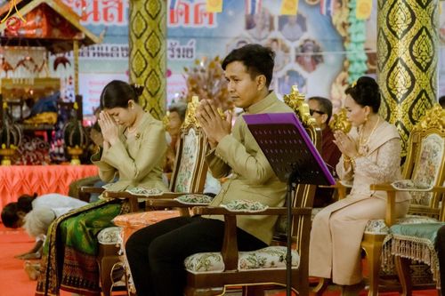 ภาพ No.176531:พิธีทอดกฐิน ณ วัดโนนดินแดงเหนือ อำเภอโนนดินแดง จังหวัดบุรีรัมย์  ในโครงการกฐินสามัคคีทั่วไทย 30,000 วัด บูชาธรรม 80 ปี หลวงพ่อธัมมชโย โดยคณะศิษยานุศิษย์วัดพระธรรมกาย วันที่ 27 ตุลาคม พ.ศ. 2567