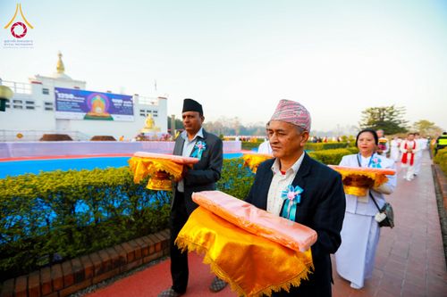 ภาพ No.130435:พิธีบรรพชาธรรมทายาท ในโครงการบรรพชา 1,250 รูป ณ แดนประสูติ สวนลุมพินี ประเทศเนปาล วันที่ 9 มีนาคม พ.ศ. 2567