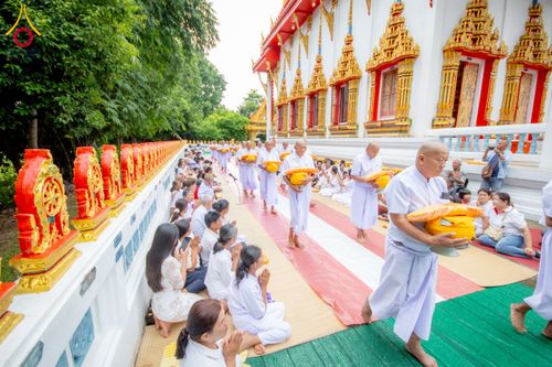 ภาพ No.231759:วันเสาร์ ที่ 5 กรกฎาคม พ.ศ. 2568 พิธีบรรพชา อุปสมบท โครงการอุปสมบท บูชาธรรมมหาปูชนียาจารย์ รุ่นเข้าพรรษา ณ วัดเกาะแก้วประชานุรักษ์ อ.วังทอง  จ.พิษณุโลก