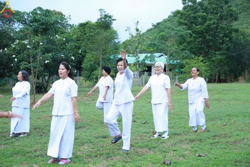 ภาพ No.155815:โครงการ อุบาสกแก้ว อุบาสิกาแก้ว รุ่นที่ 3 ตัวแทนทอดกฐินสามัคคีทั่วไทย 30,000 วัด ระหว่างวันที่ 20-22 กันยายน พ.ศ. 2567 ณ ศูนย์ปฏิบัติธรรมและศูนย์อบรมเยาวชนเพชรบุรี ตำบลท่าแลง อำเภอท่ายาง จังหวัดเพชรบุรี