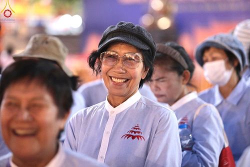 ภาพ No.126740:V.30 เต็มที่ เพื่อโคราช การเตรียมงาน ปฏิบัติงาน และเก็บงาน ของเจ้าหน้าที่หน่วยงานต่างๆ ทุกภาคส่วน เพื่อพิธีทำบุญเมืองนครราชสีมา ฉลอง 556 ปี ตักบาตรพระ 10,000 รูป ในวันเสาร์ที่ 2 มีนาคม พ.ศ.2567 ณ อนุสาวรีย์ท้าวสุรนารี จ.นครราชสีมา จัดโดย คณะสงฆ์จังหวัดนค