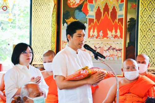 ภาพ No.167958:พิธีทอดกฐิน ณ วัดแคนอก จ.นนทบุรี ในโครงการกฐินสามัคคีทั่วไทย 30,000 วัด บูชาธรรม 80 ปี หลวงพ่อธัมมชโย โดยคณะศิษยานุศิษย์วัดพระธรรมกาย วันที่ 20 ตุลาคม พ.ศ. 2567