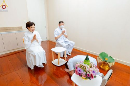 ภาพ No.223118:วันที่ 2 -10 พฤษภาคม พ.ศ. 2568 พิธีตัดปอยผม ปลงผม พิธีขอขมาลาอุปสมบทอุทิศชีวิต ของอุบาสก พิสิทธิ์ หมื่นแกล้ว  ณ วัดพระธรรมกาย