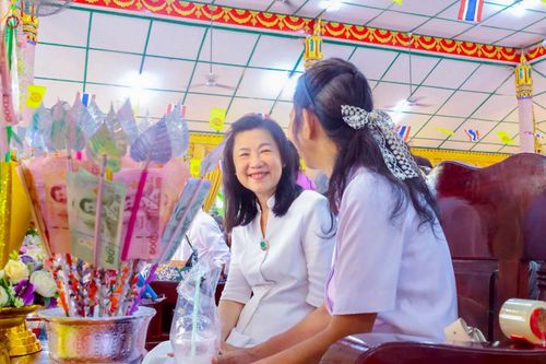 ภาพ No.256095:วันที่ 8 ตุลาคม พ.ศ. 2568 พิธีทอดกฐินสามัคคีทั่วไทย 30,000 วัด โดยคณะศิษยานุศิษย์ บูชาธรรม 81 ปี หลวงพ่อธัมมชโย ณ วัดหนามแดง อ.บางพลี จ.สมุทรปราการ