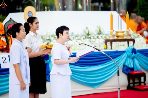 ภาพ No.237029:วันอาทิตย์ที่ 10 สิงหาคม พ.ศ. 2568 มหาสังฆทานครั้งยิ่งใหญ่ ตักบาตรพระ 10,000 รูป ถ.นิพัทธ์อุทิศ 3 ใจกลางนครหาดใหญ่ จ.สงขลา (ชุดที่ 2)