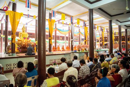 ภาพ No.175204:พิธีทอดกฐิน วัดแรก จ.เพชรบุรี ในโครงการกฐินสามัคคีทั่วไทย 30,000 วัด บูชาธรรม 80 ปี หลวงพ่อธัมมชโย โดยคณะศิษยานุศิษย์วัดพระธรรมกาย วันที่ 14 พฤศจิกายน พ.ศ. 2567