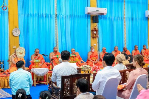 ภาพ No.166862:พิธีทอดกฐิน ณ วัดบัวผัน แขวงท่าข้าม เขตบางขุนเทียน กรุงเทพมหานคร ในโครงการกฐินสามัคคีทั่วไทย 30,000 วัด บูชาธรรม 80 ปี หลวงพ่อธัมมชโย โดยคณะศิษยานุศิษย์วัดพระธรรมกาย วันที่ 20 ตุลาคม พ.ศ. 2567