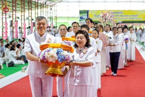 ภาพ No.250254:วันอังคารที่ 7 ตุลาคม พ.ศ. 2568 พิธีทอดผ้าป่าเพื่อสร้าง "ลานอเนกประสงค์พญานาค 4 ตระกูล" ณ พุทธอุทยานนานาชาติ อ.โพนพิสัย จ.หนองคาย