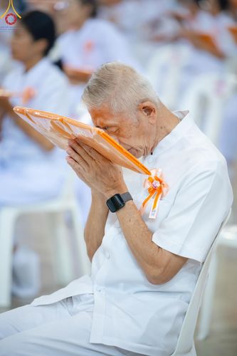 ภาพ No.160092:พิธีทอดผ้าป่าสมทบกฐินวัดพระธรรมกาย และสมทบกฐิน 30,000 วัดทั่วไทย ครั้งที่ 3 ณ สภาธรรมกายสากล วัดพระธรรมกาย วันพฤหัสบดีที่ 10 ตุลาคม พ.ศ. 2567