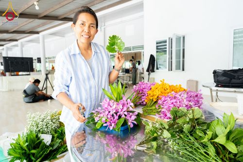 ภาพ No.212400:วันเสาร์ที่ 22 มีนาคม พ.ศ. 2568 พิธีถวายสังฆทานแด่คณะสงฆ์ 323 วัด ปีที่ 21 ครั้งที่ 175 พิธีมอบกองทุนหนุนแรงใจช่วยครูใต้ ปีที่ 18 ครั้งที่ 139 และพิธีทำบุญอุทิศส่วนกุศลให้ผู้วายชนม์ ณ ศูนย์ปฏิบัติธรรมภาคใต้ อำเภอบางกล่ำ จังหวัดสงขลา