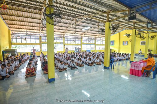 ภาพ No.90721:โครงการสมาธิเพื่อสันติภาพโลก  จ.สระบุรี วันที่ 3 ตุลาคม พ.ศ. 2566  1. โรงเรียน บ้านคลองไทร 2. โรงเรียน บ้านซับปลากั้ง 3. โรงเรียน บ้านหนองผักหนอก 4. โรงเรียน วัดบ้านหมาก 5. โรงเรียน วัดสวนทองรวมมิตร