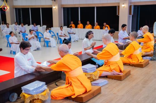 ภาพ No.155543:โครงการ อุบาสกแก้ว อุบาสิกาแก้ว รุ่นที่ 2 ตัวแทนทอดกฐินสามัคคีทั่วไทย 30,000 วัด บูชาธรรม 80 ปี หลวงพ่อธัมมชโย  ระหว่างวันที่ 13-15 กันยายน พ.ศ. 2567 ณ ธุดงคสถานชลบุรี