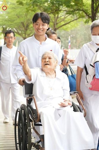 ภาพ No.58196:V.41 เทหมดใจ  ลุยต่อไป ร้อยซาวปี การเตรียมงาน การปฏิบัติงาน และการเก็บงาน ของเจ้าหน้าที่หน่วยงานต่างๆ เพื่อพิธีฉลองอายุวัฒนมงคล 80 ปี หลวงพ่อธัมมชโย และรับถวายมหาสังฆทาน 10,000 กว่าวัดทั่วประเทศ ในวันคุ้มครองโลก จันทร์ที่ 22 เมษายน พ.ศ. 2567