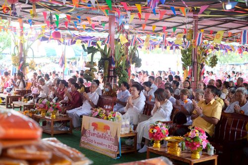 ภาพ No.270664:วันที่ 26 ตุลาคม พ.ศ. 2568 พิธีทอดกฐินสามัคคีทั่วไทย ณ วัดหนองหงส์ ตำบลสระแก้ว อำเภอหนองหงส์ จังหวัดบุรีรัมย์ โดยคณะศิษยานุศิษย์ บูชาธรรม 81 ปี หลวงพ่อธัมมชโย