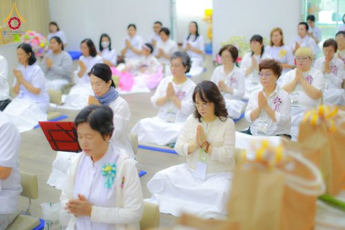 ภาพ No.197526:พิธีถวายสังฆทานคณะสงฆ์ 2 นิกายเชื่อมสัมพันธ์ไทย-เกาหลี วันอาทิตย์ที่ 5 มกราคม พ.ศ. 2568 ณ อาคารชมรมภาวนารักษ์ วัดพระธรรมกาย อำเภอคลองหลวง จังหวัดปทุมธานี