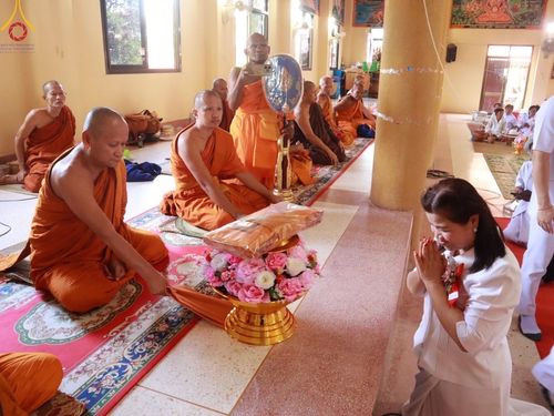 ภาพ No.168914:พิธีทอดกฐิน ณ วัดกุญชรดาราม จ.อุดรธานี ในโครงการกฐินสามัคคีทั่วไทย 30,000 วัด บูชาธรรม 80 ปี หลวงพ่อธัมมชโย โดยคณะศิษยานุศิษย์วัดพระธรรมกาย วันที่ 22 ตุลาคม พ.ศ. 2567