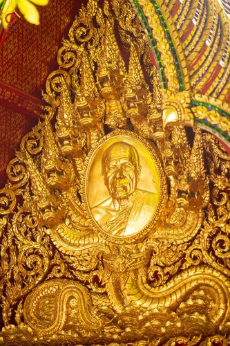 ภาพ No.201270:พระธรรมยาตราปฏิบัติธรรม และถ่ายภาพหมู่ประวัติศาสตร์ ณ อาคารธรรมยาตรา กตัญญูบูชามหาปูชนียาจารย์  ตรงข้ามวัดปากน้ำภาษีเจริญ จ.กรุงเทพมหานคร ในโครงการธรรมยาตรา กตัญญูบูชา มหาปูชนียาจารย์ พระมงคลเทพมุนี(สด จนฺทสโร) พระผู้ปราบมาร อนุสรณ์สถาน 7 แห่ง ปีที่ 13