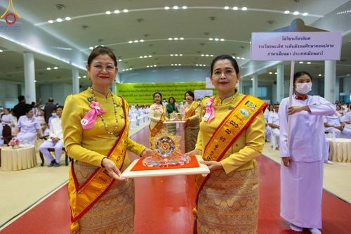 ภาพ No.124609:พิธีมอบโล่วัชรเกียรติยศ โครงการตอบปัญหาศีลธรรมเพื่อสันติภาพโลก (World-PEC) ต่างประเทศ ครั้งที่ 17 ณ ห้องแก้วสารพัดนึก 1 วัดพระธรรมกาย ในวันมาฆบูชา เสาร์ที่ 24 กุมภาพันธ์ พ.ศ. 2567