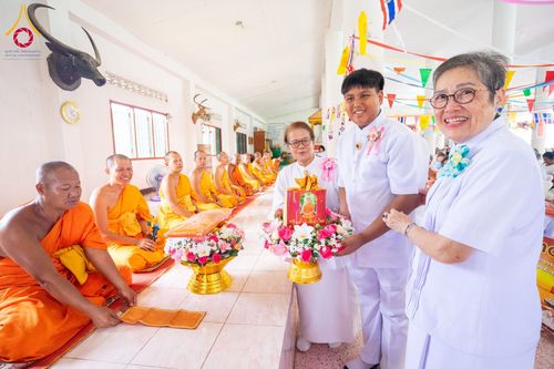 ภาพ No.183506:พิธีทอดกฐิน ณ วัดกุฏีดาว จ.เพชรบูรณ์ ในโครงการทอดกฐินสามัคคีทั่วไทย 30,000 วัด บูชาธรรม 80 ปี หลวงพ่อธัมมชโย โดยคณะศิษยานุศิษย์วัดพระธรรมกาย วันที่ 27 ตุลาคม พ.ศ. 2567