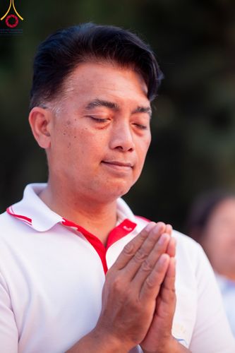 ภาพ No.109543:พิธีจุดประทีปถวายเป็นพุทธบูชา และบูชาธรรมมหาปูชนียาจารย์ วันที่ 10 มกราคม พ.ศ. 2567 ณ อนุสรณ์สถานคลองบางนางแท่น อ.สามพราน จ.นครปฐม