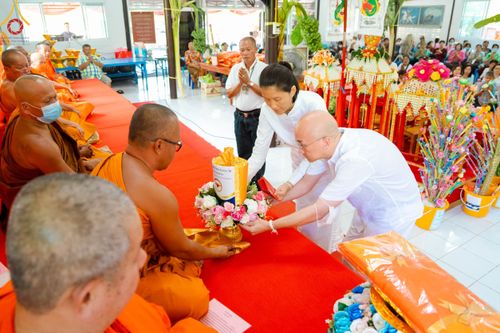 ภาพ No.98174:พิธีทอดกฐินสามัคคีทั่วไทย 5,000 วัด ณ วัดสามัคคีกิตยาราม ต.เบิกไพร อ.จอมบึง จ.ราชบุรี วันที่ 25 พฤศจิกายน พ.ศ. 2566