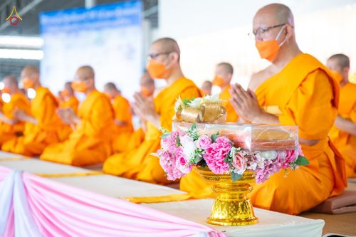 ภาพ No.91124:พิธีร่วมบุญกฐินสัมฤทธิ์ปีที่ 16 และกฐินสมทบวัดกัลยาณมิตรทั้งภายใน และต่างประเทศปีที่ 6 ณ บ้านแก้วเรือนทองคุณยายฯ วัดพระธรรมกาย วันเสาร์ที่ 21 ตุลาคม พ.ศ. 2566