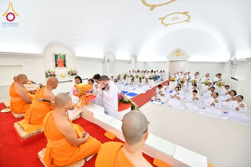 ภาพ No.171492:พิธีทอดกฐิน ณ วัดพระธรรมกายคอร์ซัวร์ ลุสท์สโกว ประเทศเดนมาร์ก วันเสาร์ที่ 19 ตุลาคม พ.ศ. 2567