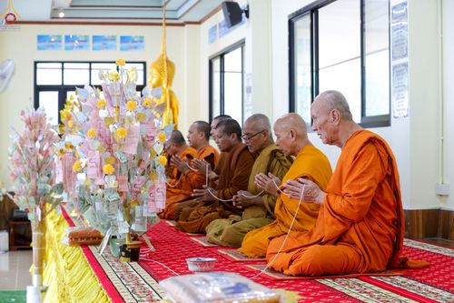 ภาพ No.260771:วันที่ 19 ตุลาคม พ.ศ. 2568 พิธีทอดกฐินสามัคคีทั่วไทย 30,000 วัด โดยคณะศิษยานุศิษย์ บูชาธรรม 81 ปี หลวงพ่อธัมมชโย ณ ที่พักสงฆ์บ้านขวัญพัฒน์ ต.คลองพา  อ.ท่าชนะ จ.สุราษฎร์ธานี