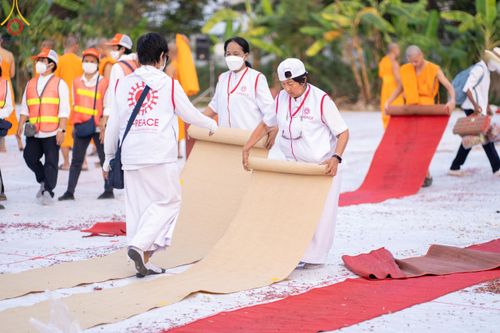 ภาพ No.112421:V.11 สามารถ การเตรียมงาน เก็บงาน การรับบุญของเจ้าหน้าที่หน่วยงานต่างๆ เพื่อโครงการธรรมยาตรา กตัญญูบูชา มหาปูชนียาจารย์ พระมงคลเทพมุนี (สด จนฺทสโร) พระผู้ปราบมาร อนุสรณ์สถาน 7 แห่ง ปีที่ 12 ระหว่างวันที่ 2 - 31 มกราคม พ.ศ.2567