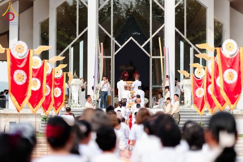 ภาพ No.171748:พิธีทอดกฐิน ศูนย์ปฏิบัติธรรมแก้วเมืองเลย วันที่ 27 ตุลาคม พ.ศ. 2567