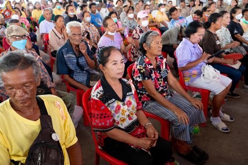 ภาพ No.58045:โครงการจัดหน่วยบริการจังหวัดเคลื่อนที่ และหน่วยบำบัดทุกข์ บำรุงสุข สร้างรอยยิ้ม ให้ประชาชนจังหวัดปทุมธานี ในวันพฤหัสบดีที่ 25 เมษายน พ.ศ. 2567 ณ วัดเกิดการอุดม อ.คลองหลวง จ.ปทุมธานี