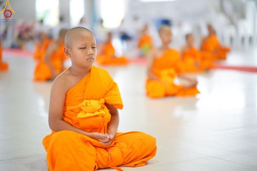 ภาพ No.63222:พิธีบรรพชาสามเณร ฟื้นฟูพระพุทธศาสนาทั่วไทย ณ ศูนย์ปฏิบัติธรรมสมุทรปราการ ต.คลองด่าน อ.บางบ่อ จ.สมุทรปราการ วันที่ 6 และ 9 เมษายน พ.ศ. 2567